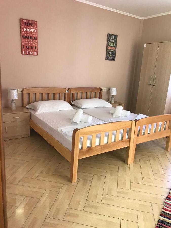 Hotel Durres Vila 53 Eksteriør billede