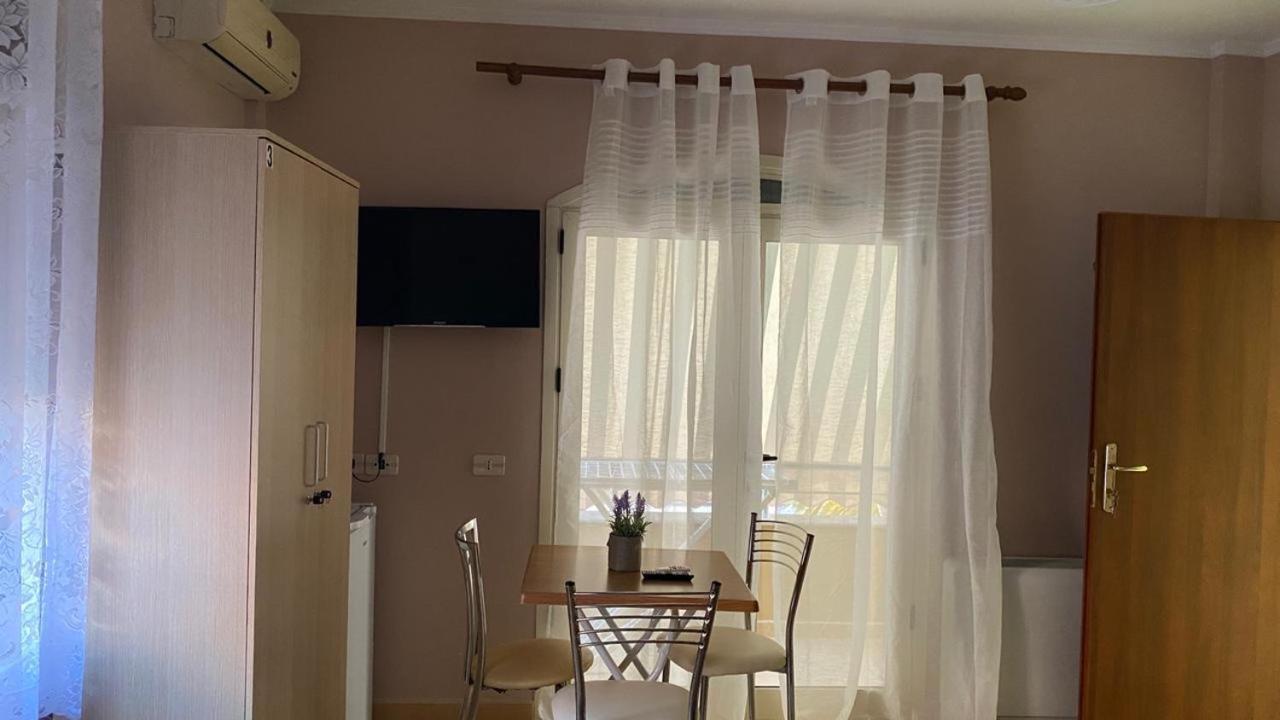 Hotel Durres Vila 53 Eksteriør billede