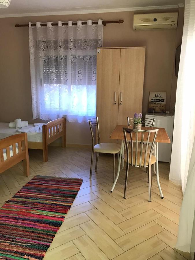 Hotel Durres Vila 53 Eksteriør billede